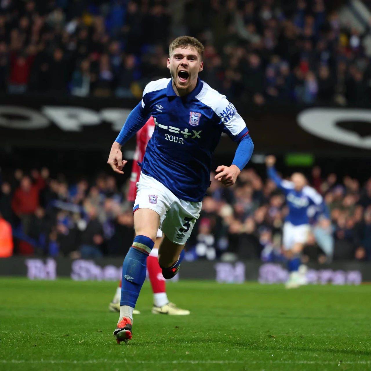 进球不仅展 进球不仅展