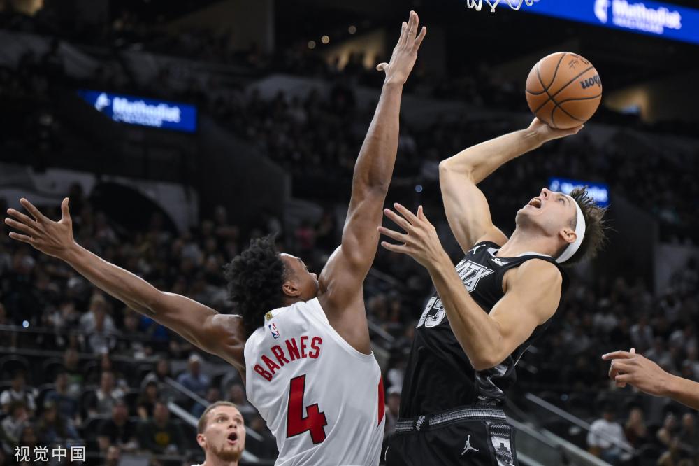 保持赛场秩 保持赛场秩