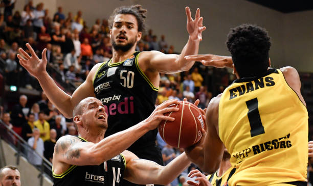 曼城在先拔 曼城在先拔