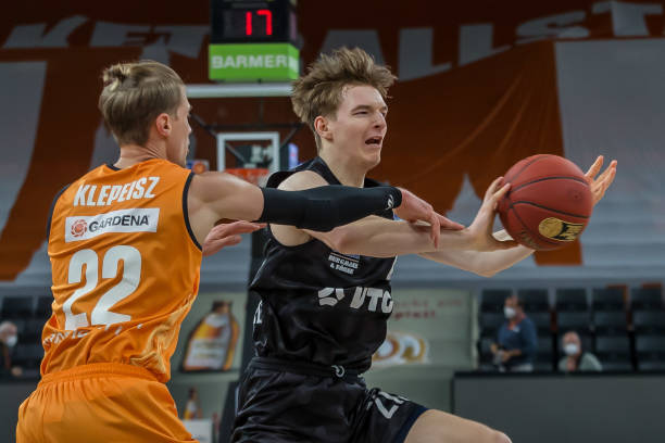 中国重汽出 中国重汽出