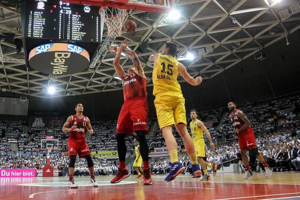 崭露头角 崭露头角